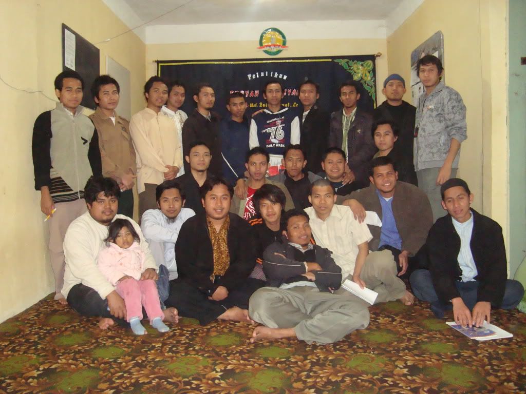 Berpose bersama setelah acara. Ayo siapa yang paling keren...!!?? Berpose bersama setelah acara